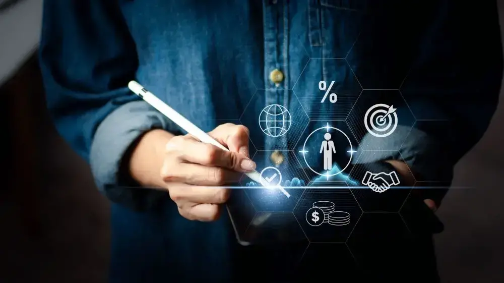 Understanding the Difference: Customer Journey vs Lifecycle