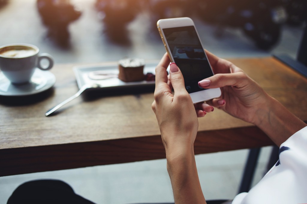Apakah In-App Communication Cocok untuk Semua Jenis Bisnis?