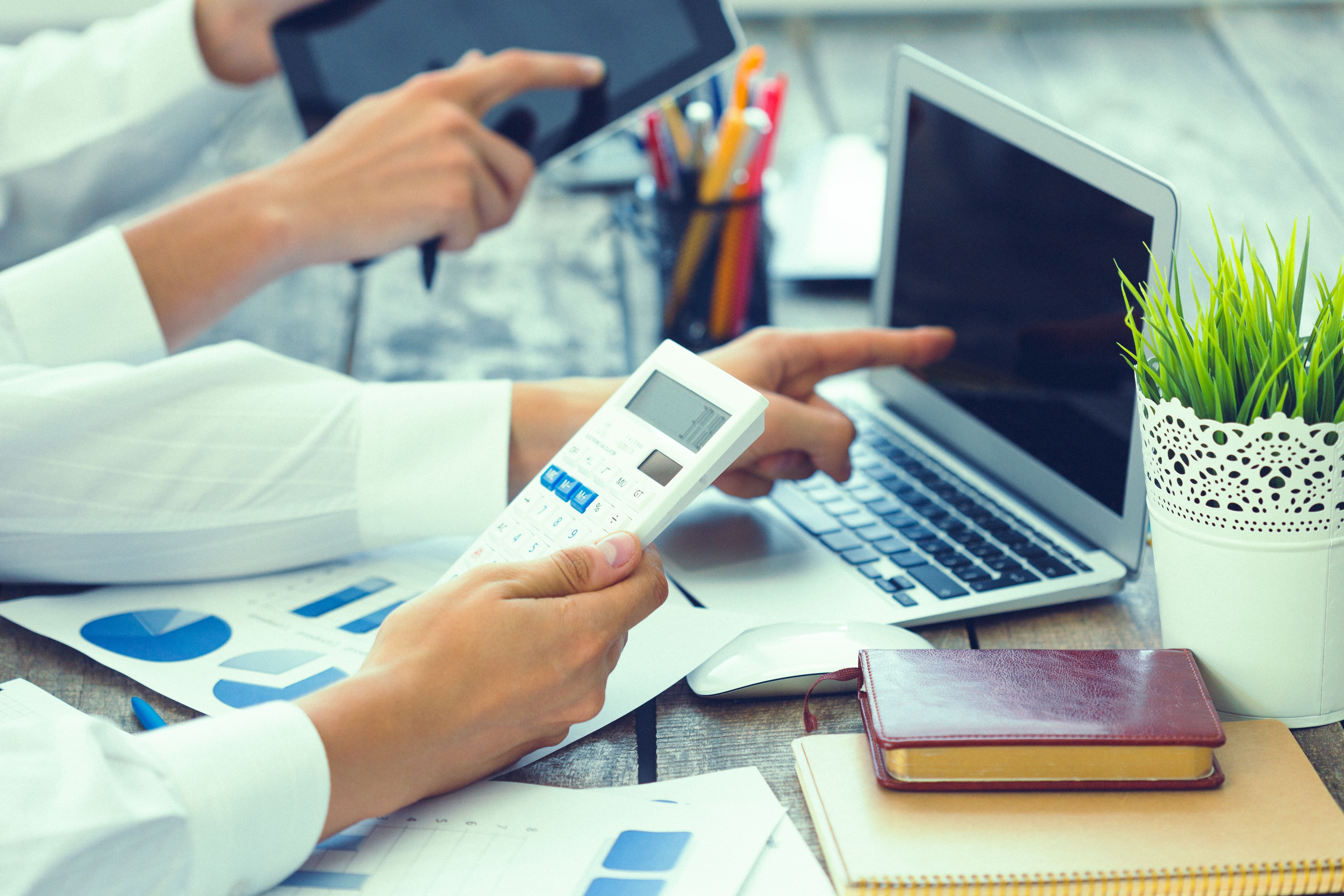 Cara Mengelola Cost Center untuk Memantau Pengeluaran per Divisi dan Project