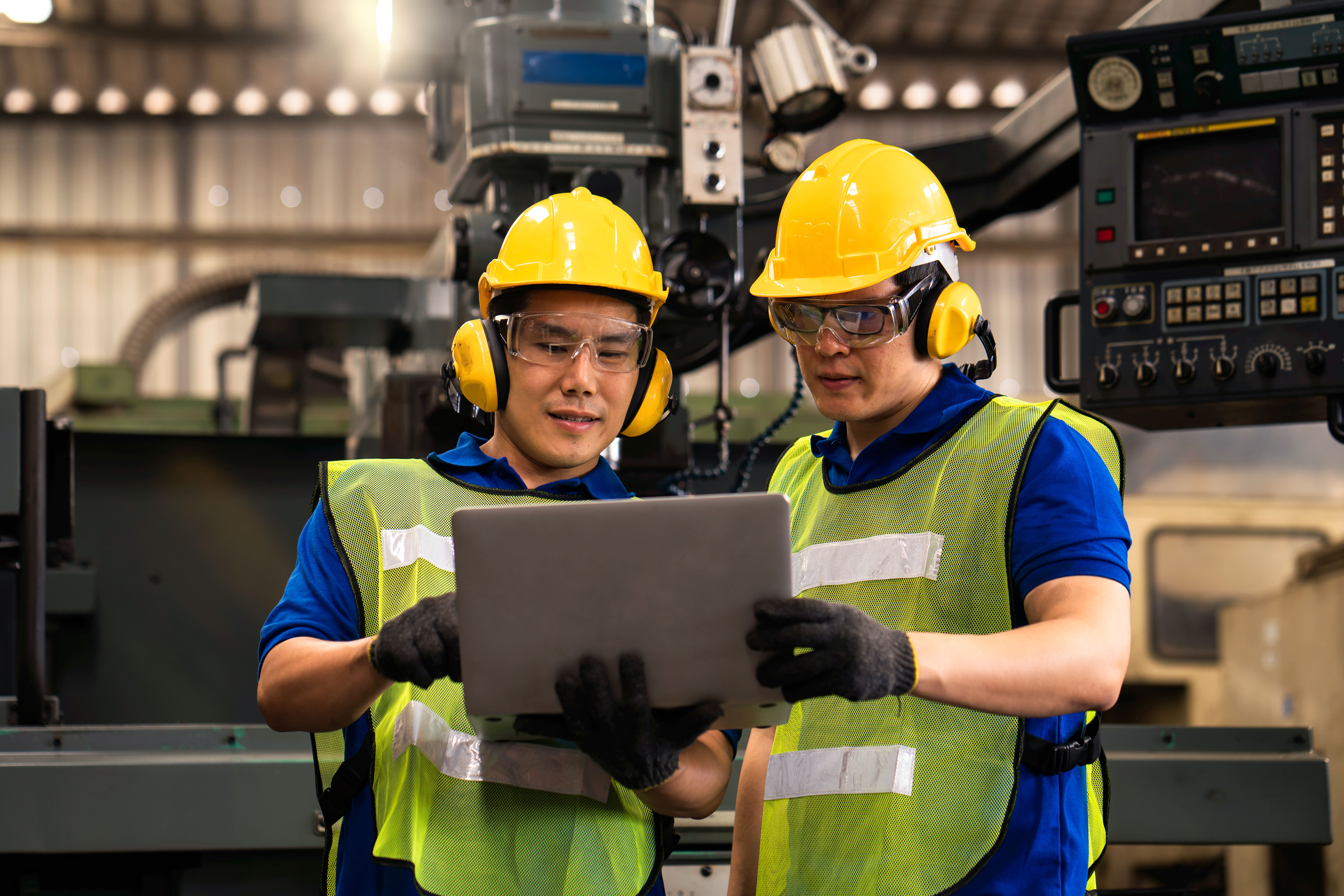 How Manufacturers Use RFID to Track Work-in-Progress Inventory